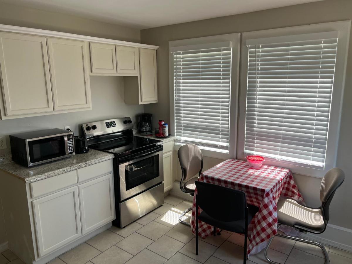 Near French Quarter Nice Two Bedrooms+ Νέα Ορλεάνη Εξωτερικό φωτογραφία